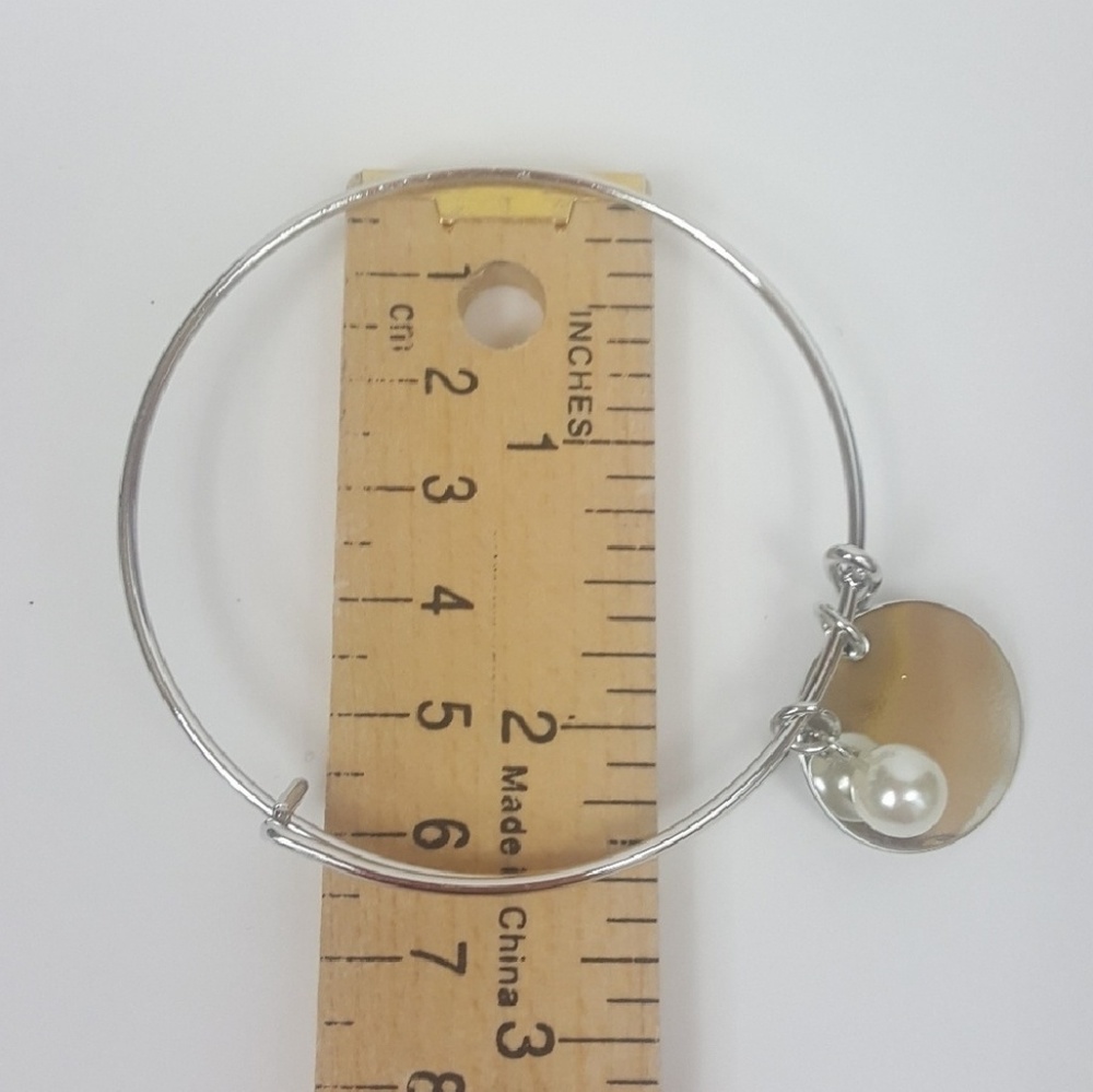 NEW Mom Of Girls Bangle Bracelet - Mother Gift - Picture 2 of 3